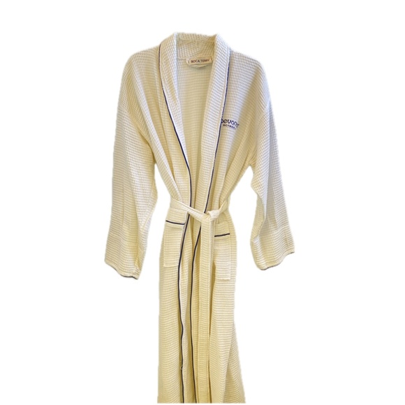 Luxury Waffle Bathrobe - Pevonia Exclusive Bathrobe - Picture 3 of 4